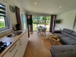 475076912_641539771557821_8015780625380741682_n