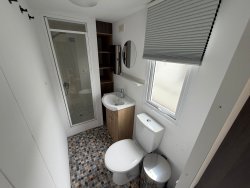 WhatsApp-Image-2025-10-08-at-20 WhatsApp-Image-2025-10-08-at-20