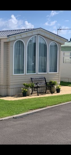 WhatsApp-Image-2025-12-17-at-09