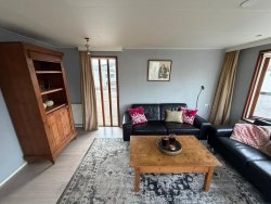 WhatsApp-Image-2025-11-24-at-08