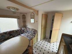 WhatsApp-Image-2024-10-31-at-15 WhatsApp-Image-2024-10-31-at-15