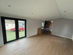 WhatsApp-Image-2024-10-30-at-15 WhatsApp-Image-2024-10-30-at-15