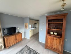 WhatsApp-Image-2025-11-24-at-08