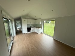 WhatsApp-Image-2025-09-23-at-17