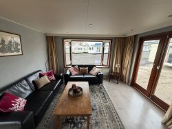 WhatsApp-Image-2025-11-24-at-08