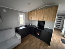 WhatsApp-Image-2025-12-17-at-15