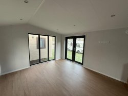 WhatsApp-Image-2024-10-30-at-15 WhatsApp-Image-2024-10-30-at-15